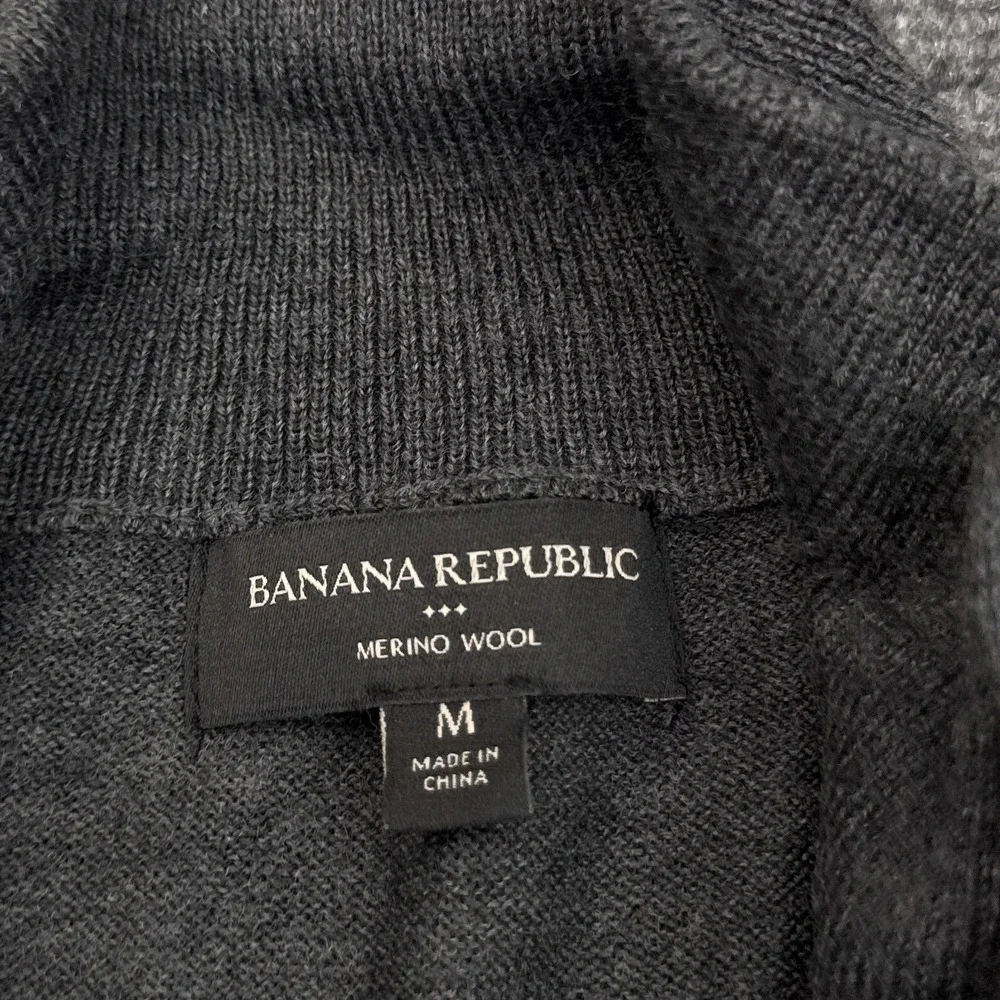 Banana Republic Merino Wool Sweater‎ Mens Size Medium Dark Gray 1/4 Zip Knit